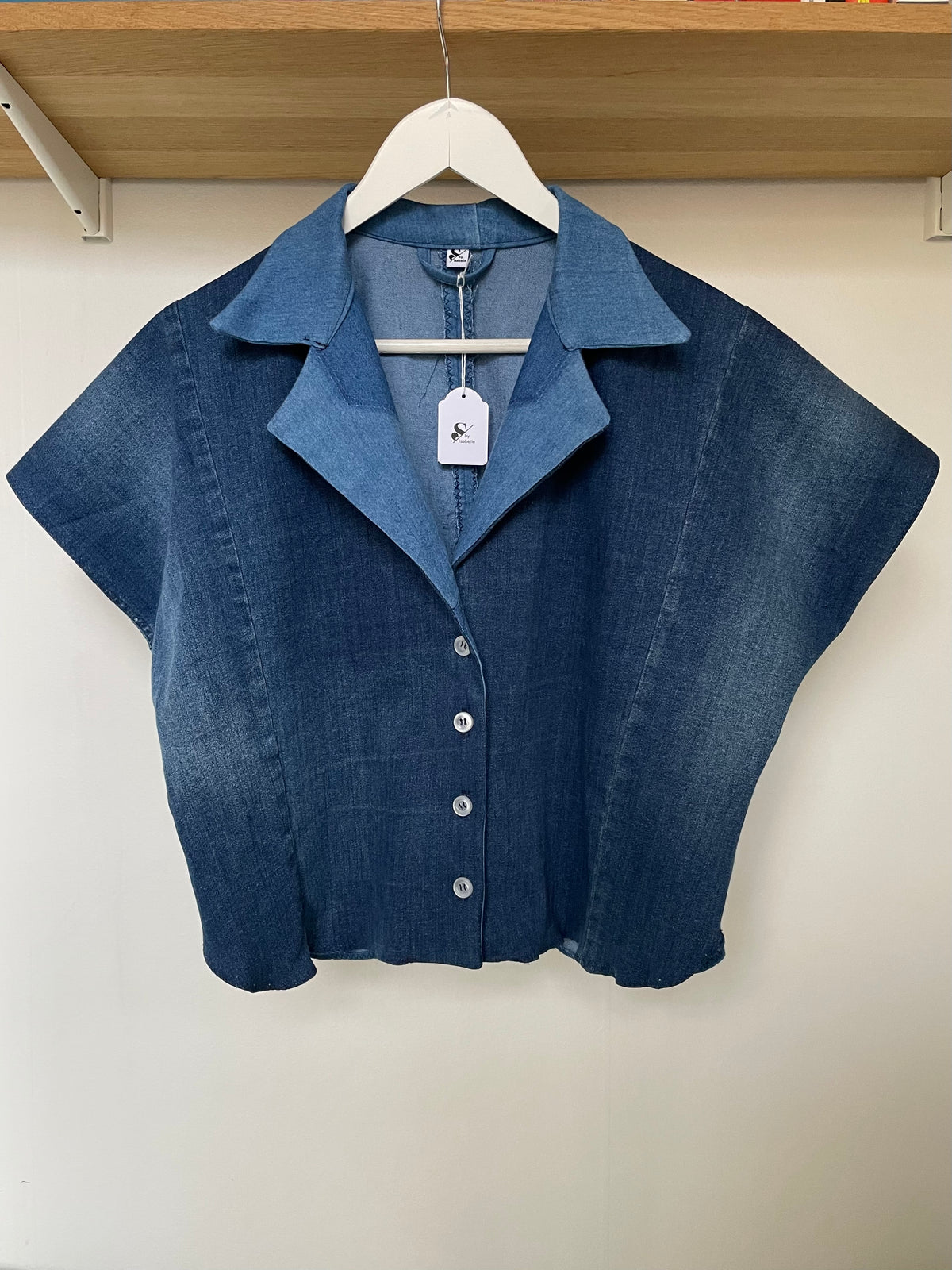 Denim top short sleeve