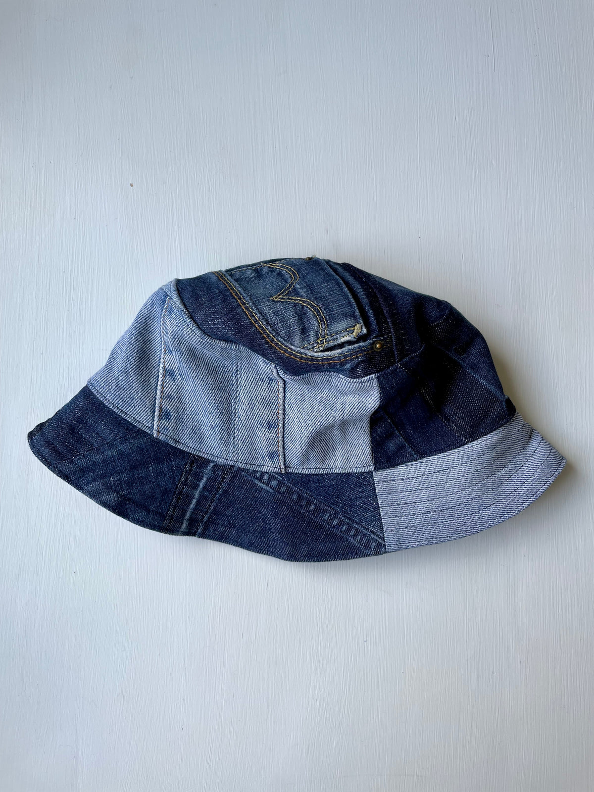 Reversible Bucket hat