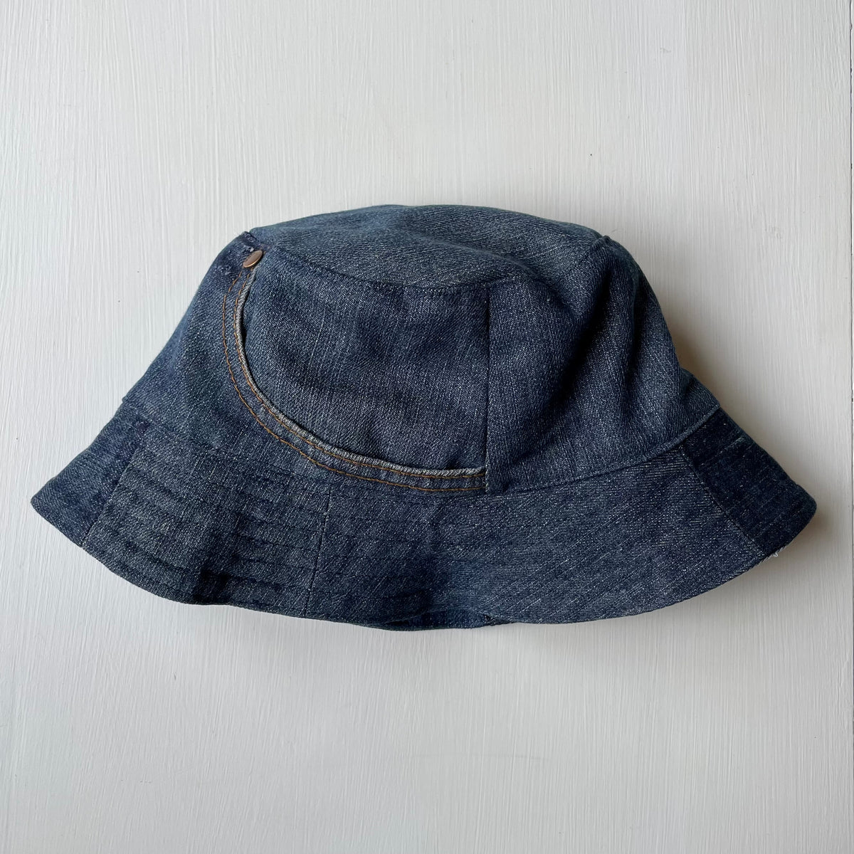 Reversible Bucket hat