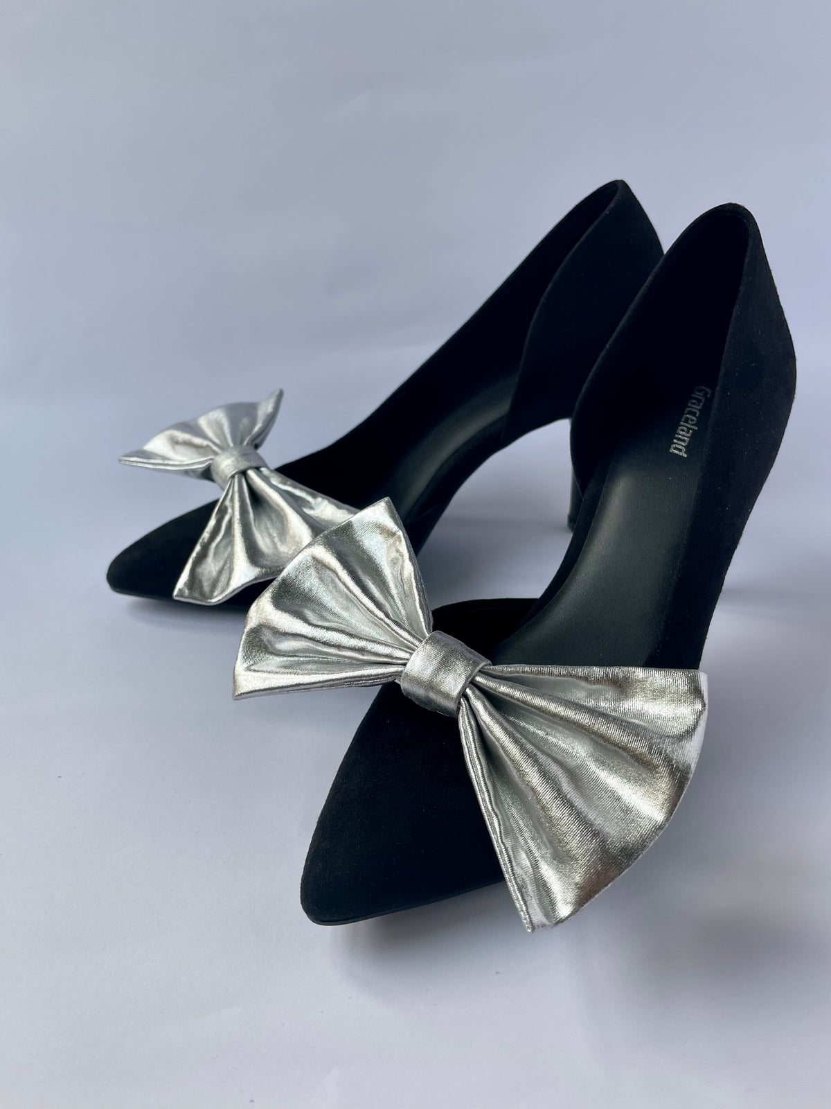 Clip on Bow Silver